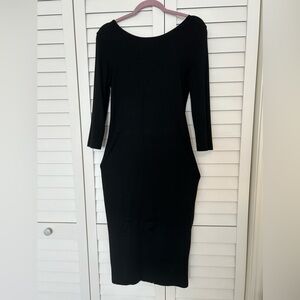 Zara black mid black contour dress w open back and slit